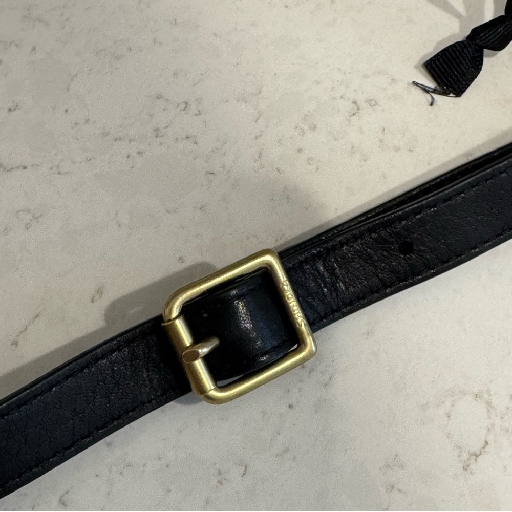 Shinola Little Birdy Wallet Crossbody Bag in black - Picture 4 of 12